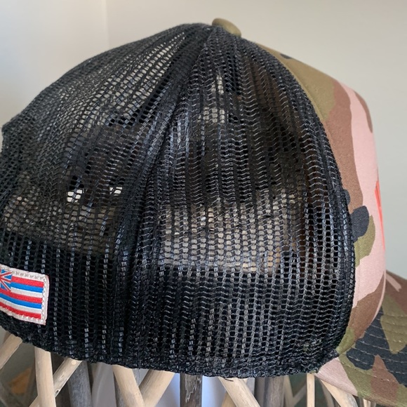 Quicksilver Hawaii Camo Baseball Hat - Picture 4 of 14